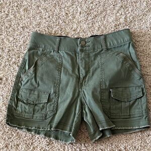 Wit & Wisdom Olive Cargo Shorts